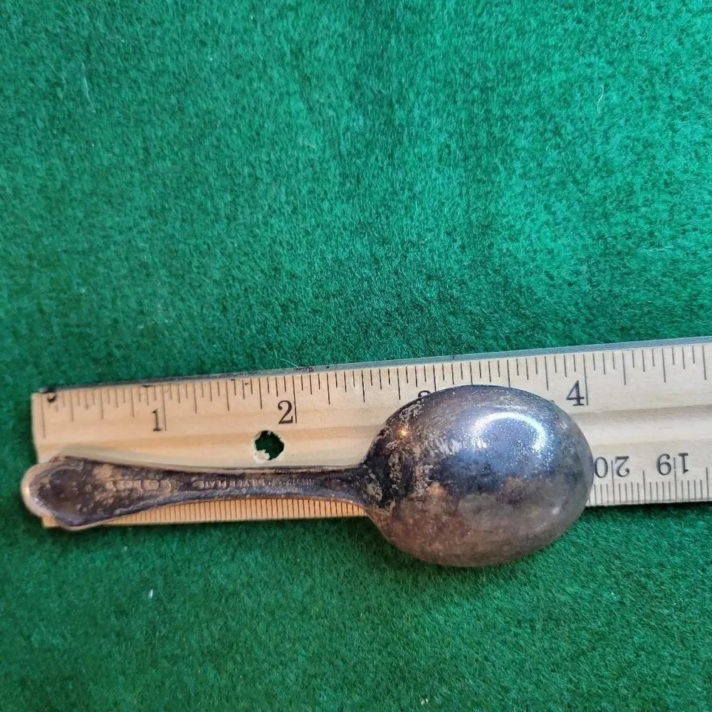 Gerber Winthrop Silver Plate Baby Spoons Lot of 2 Antique Silverware